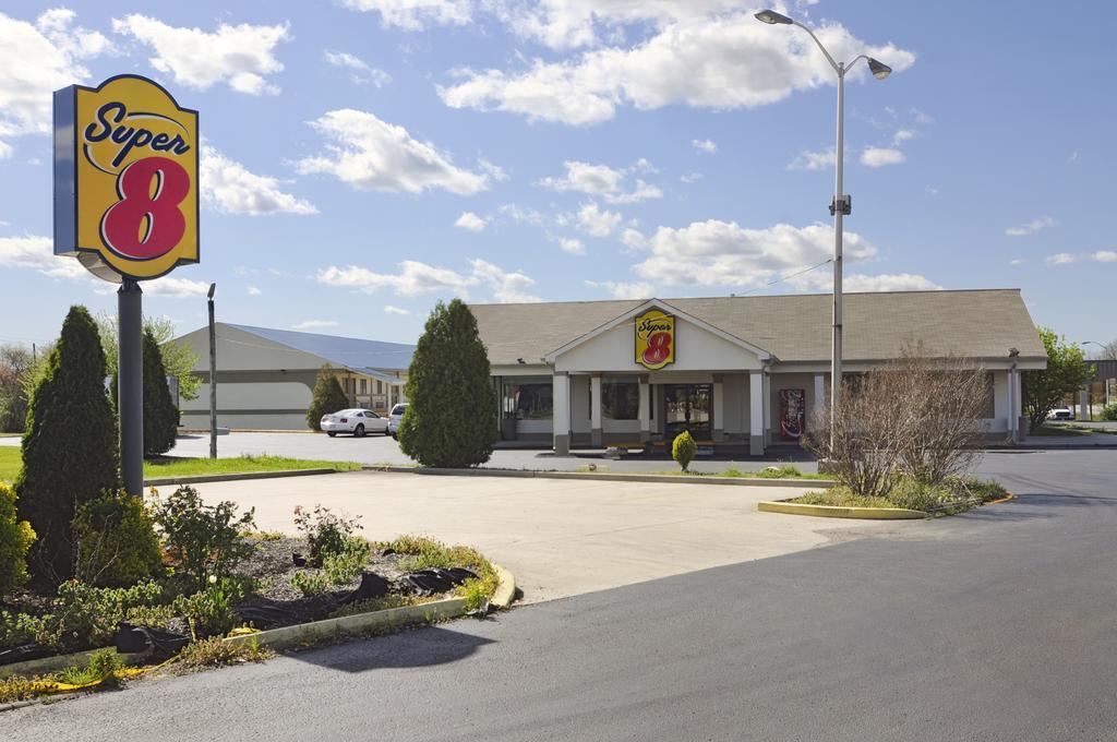 Super 8 By Wyndham Monteagle Tn Motel Exterior photo